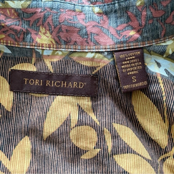 TORI RICHARD 100% Cotton Lawn Aloha Hawaiian Tropical Collared Shirt Men S Small - Picture 4 of 5